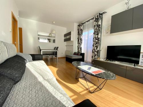 Oasis Familiar Terrassa in Terrassa, Spain