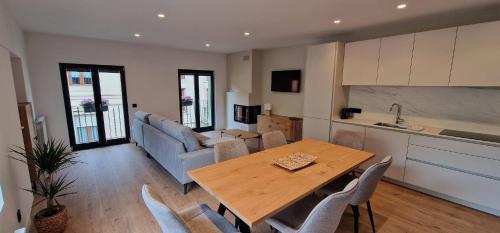 Apartaments El Trevol 19184899 — Camprodon