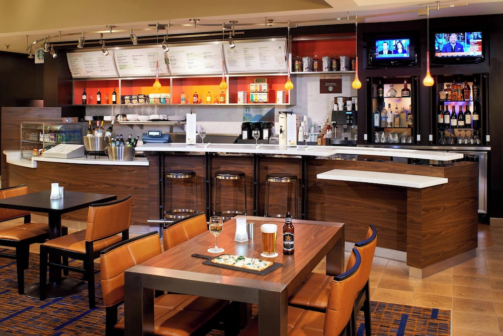 Courtyard by Marriott Chicago Arlington Heights South - photo 22