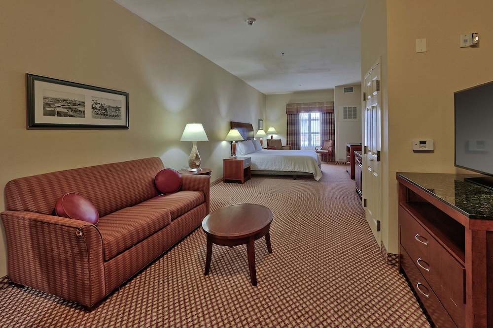 Hilton Garden Inn Las Cruces - photo 13