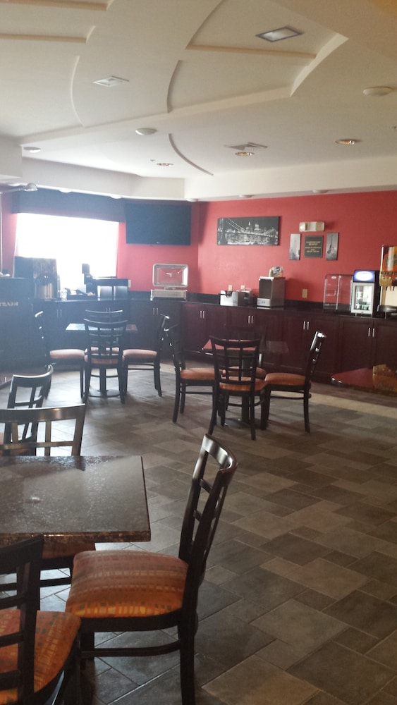 Paradise Inn & Suites - photo 18