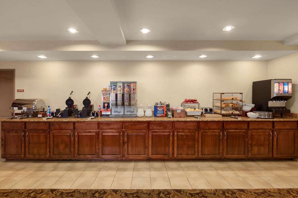 Country Inn & Suites by Radisson Doswell VA - photo 23