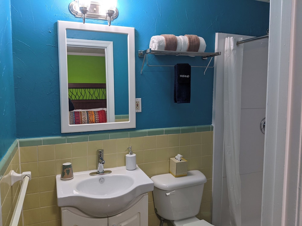 Riverboat Inn and Suites - photo 23
