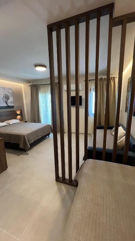 Sunset Hotel - carbon neutral hotel in Ouranoupolis