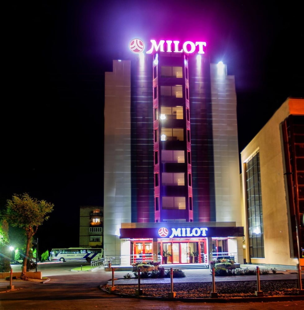 Milot Hotel in Volzhskiy, Russia