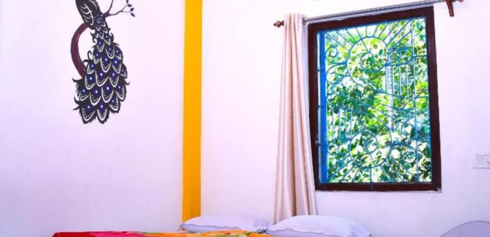 Jaldapara binay chapa homestay — 5-Star Luxury Hotel in Alipur Duar, India