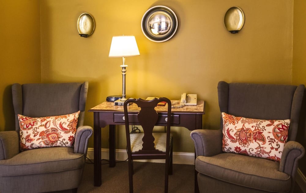 The University Inn at Emory - photo 14