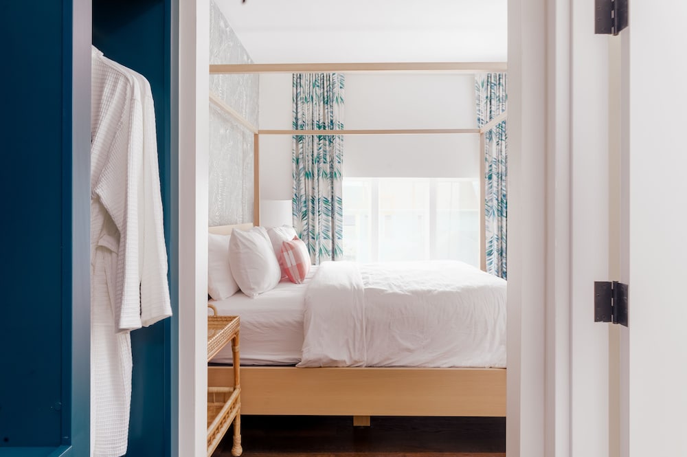 Lily Hall A Boutique Hotel - photo 11