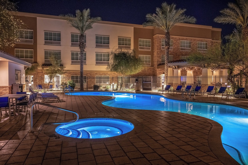 Holiday Inn Express & Suites Phoenix East Gilbert by IHG - photo 29