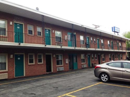 Express Inn - carbon neutral hotel in Towson