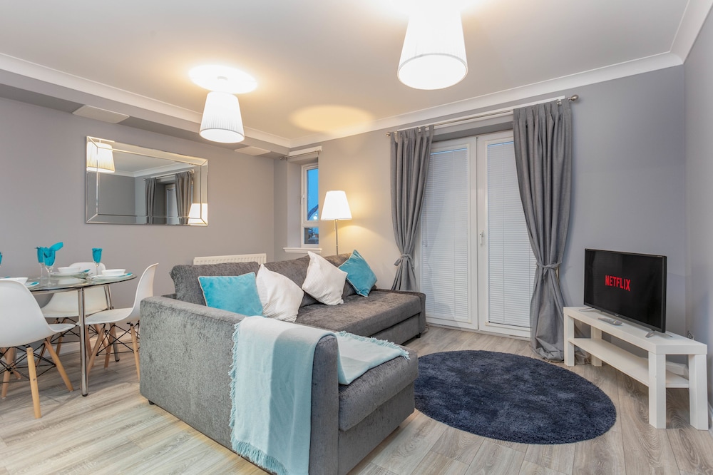 Forbes Retreat Donnini Apartments — 4-Star Luxury Hotel in Ayr, United Kingdom