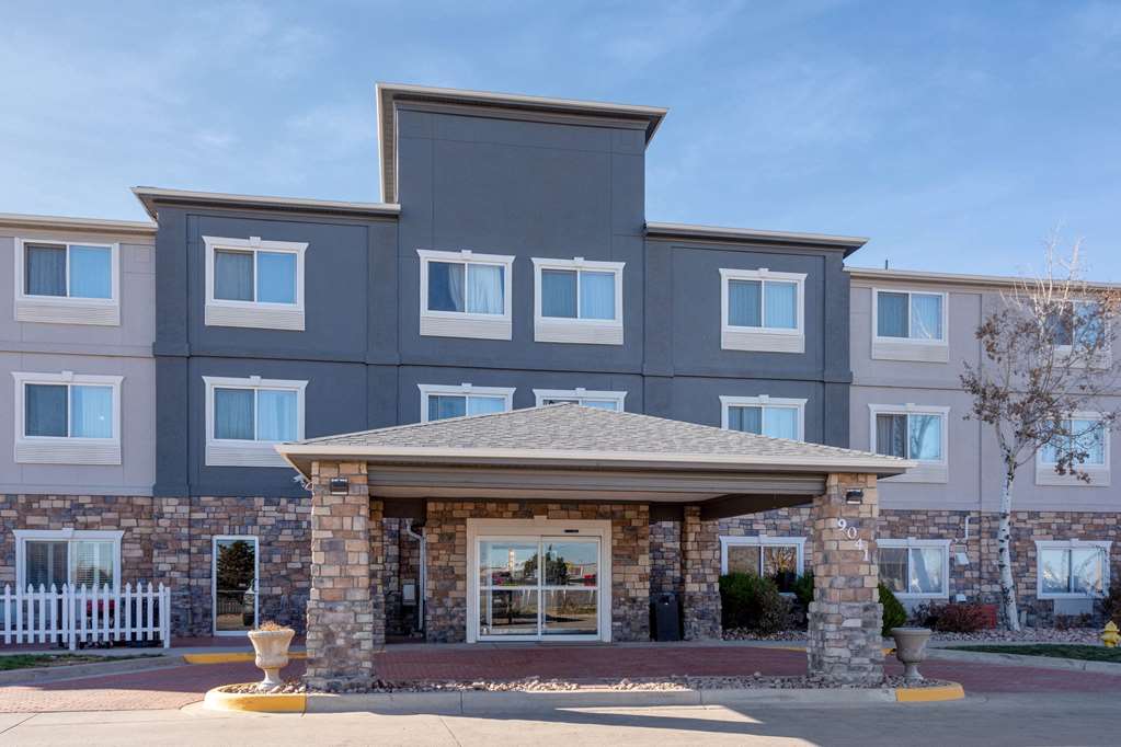 La Quinta Inn & Suites by Wyndham Henderson Northeast Denver - photo 4