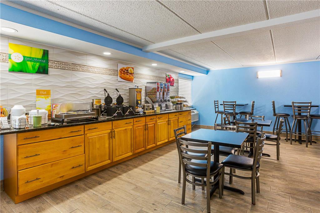 Quality Inn & Suites near Six Flags East - photo 27