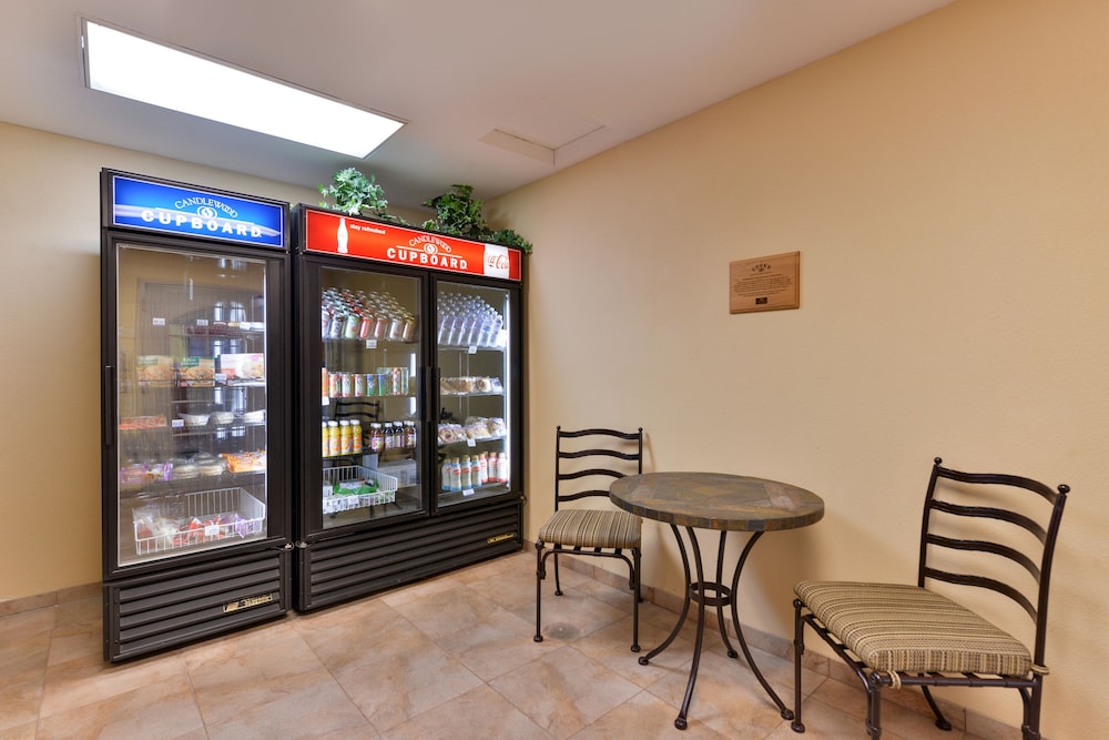 Candlewood Suites San Diego by IHG - photo 24
