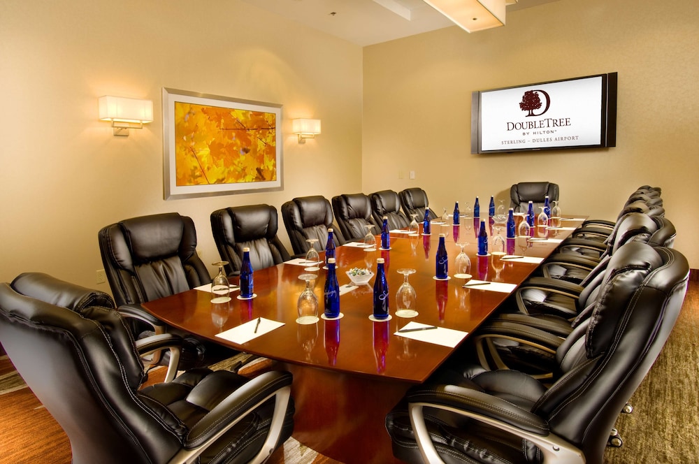 DoubleTree by Hilton Sterling Dulles Airport - photo 57