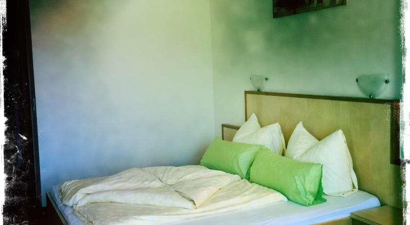 Hotel Garni Alpendiamant in Fiss, Austria