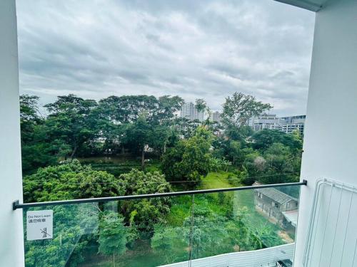 清迈一号 The One Chiangmai 1B1b Condo D 一环商业中心 紧邻尚泰繁华 — 4-Star Luxury Hotel in Chiang Mai, Thailand