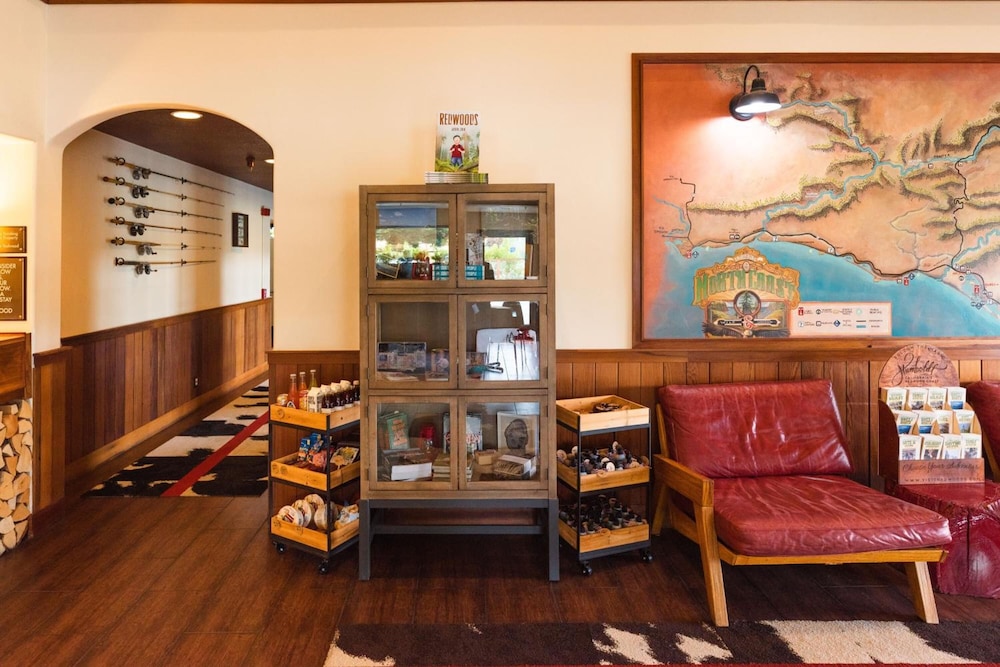 The Redwood Riverwalk A Boutique Hotel - photo 28