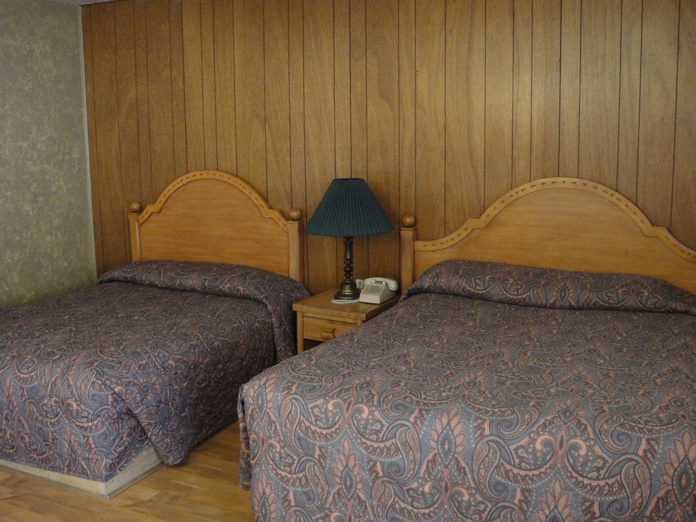 The Hills Motel - photo 6