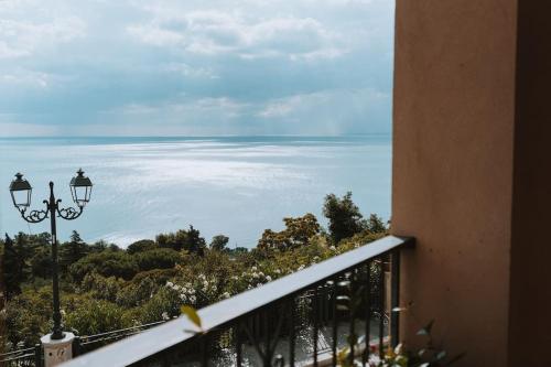 Panphilia: Holiday Apartment — 4-Star Luxury Hotel in Vasto, Italy