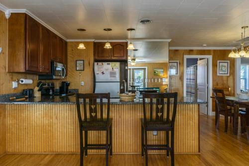 Footprints In The Sand by Oak Island Accommodations - photo 9