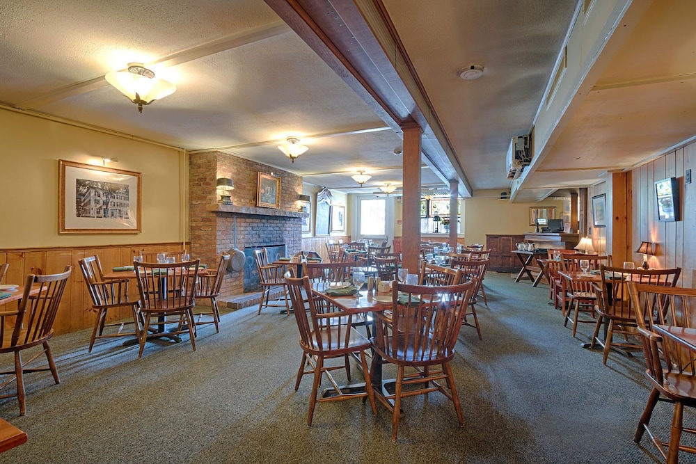 The Lincklaen House - photo 20