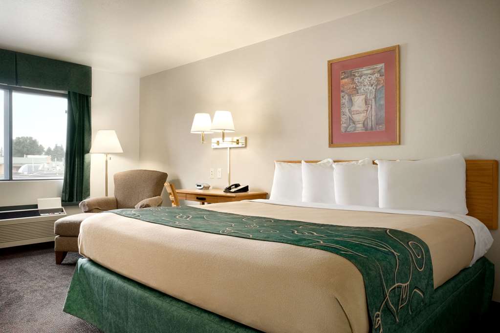 Travelodge by Wyndham Cheyenne - photo 8