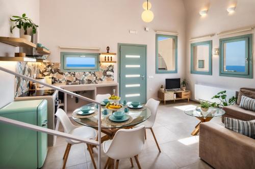 Dune Santorini Villa — 4-Star Luxury Hotel in Vlychada, Greece