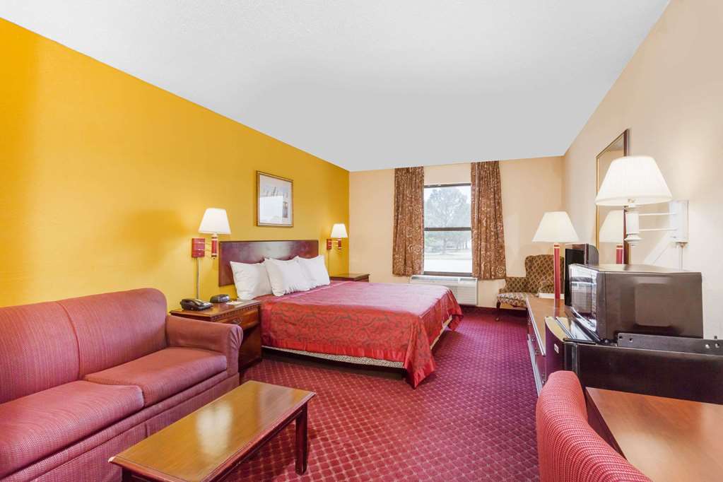 Days Inn by Wyndham Tappahannock - photo 5