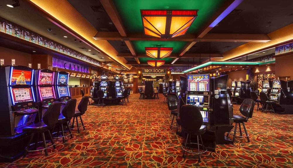 Leelanau Sands Casino & Lodge - photo 8
