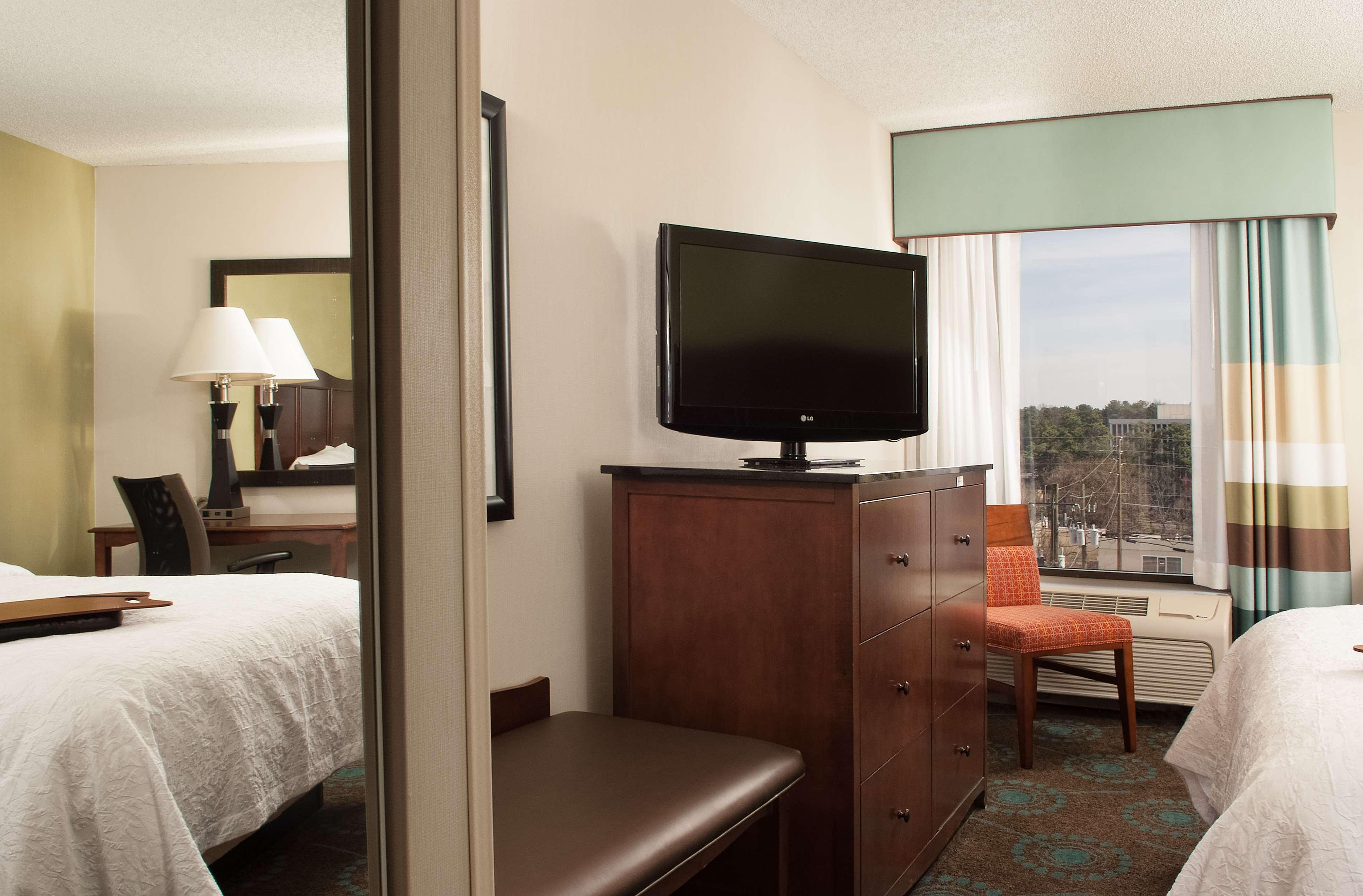 Hampton Inn Atlanta North Druid Hills - photo 24