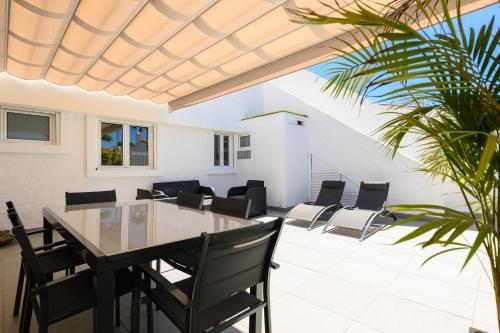 FaroVela Suites Pasito Blanco in Maspalomas, Spain