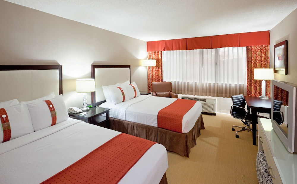Holiday Inn Hotel & Suites Boston Peabody by IHG - photo 14