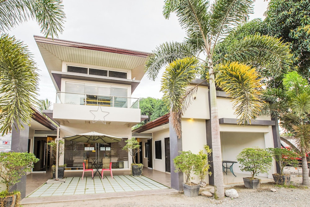 OYO 489 Casa Mia Hotel Suites in General Santos, Philippines