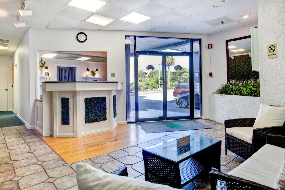 Willow Bay Resort - photo 2