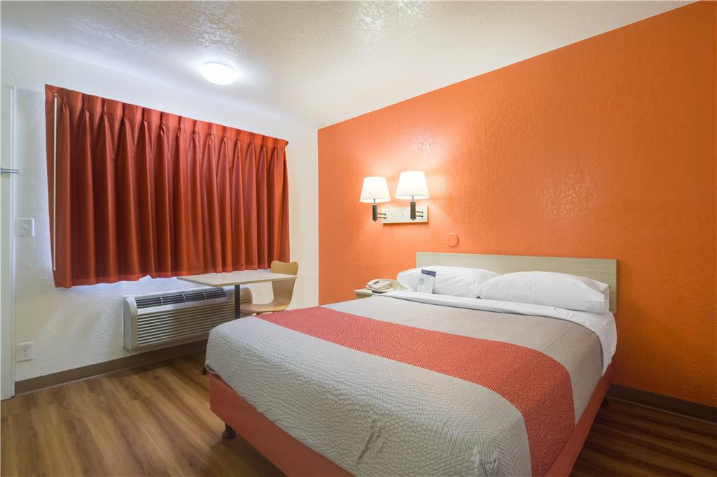 Motel 6 Lakewood CO - photo 8