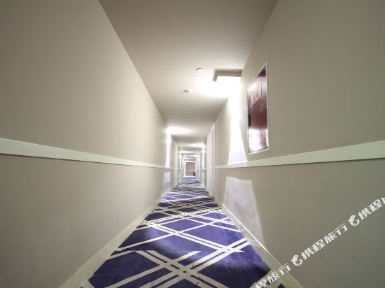 Yibai Hotel - last minute hotel in Chengdu