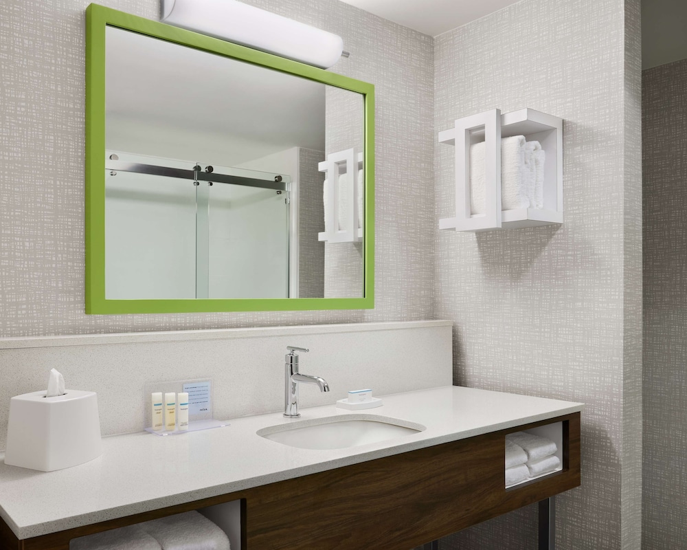 Hampton Inn & Suites New Haven South West Haven - photo 12