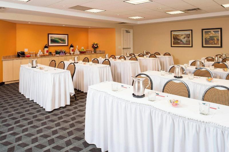 TownePlace Suites by Marriott Des Moines Urbandale - photo 117