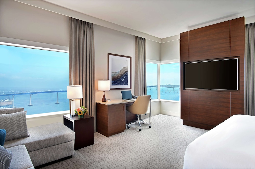 Hilton San Diego Bayfront - photo 42
