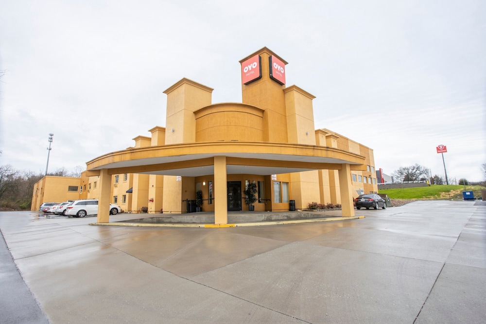 OYO Hotel Knoxville TN Cedar Bluff I 40 - featured photo