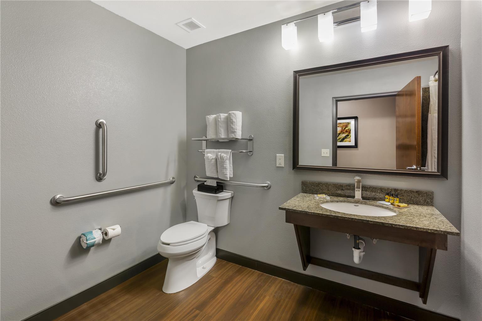 Best Western Plus Williston Hotel & Suites - photo 40