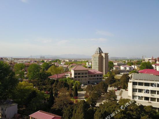 Haiqing Hotel — 4-Star Luxury Hotel in Qinhuangdao, People's Republic of China