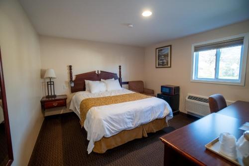 Watkins Motel - photo 6