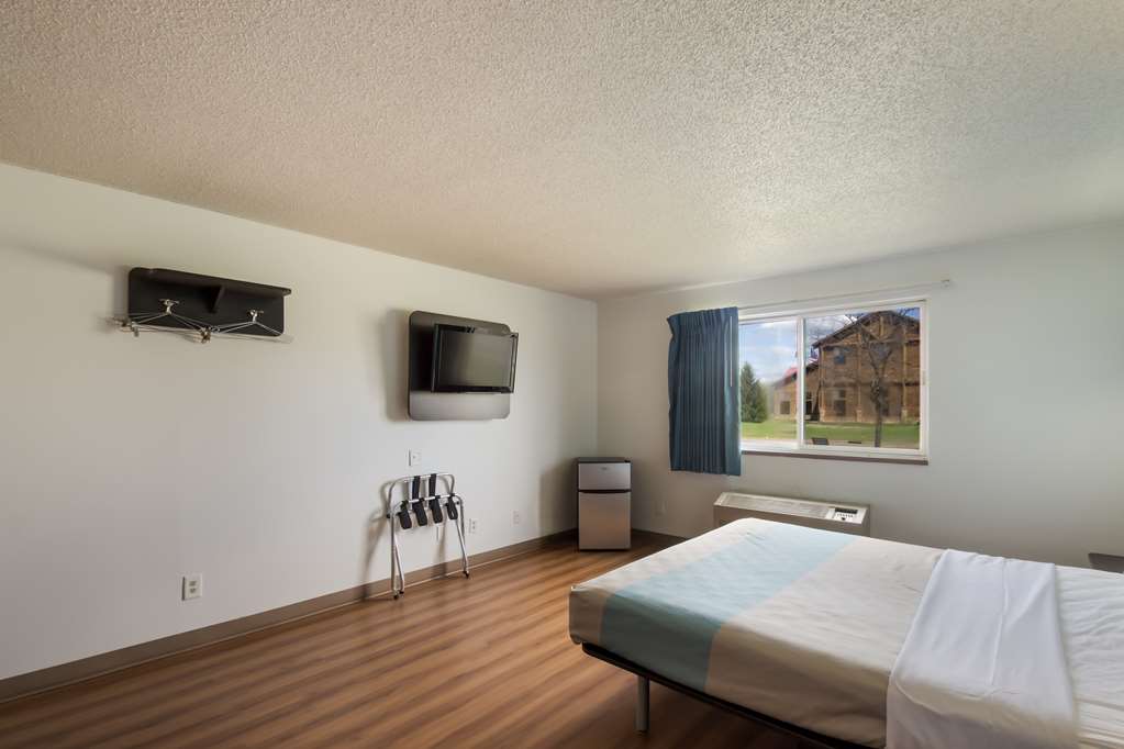 Motel 6 Rothschild WI - photo 10