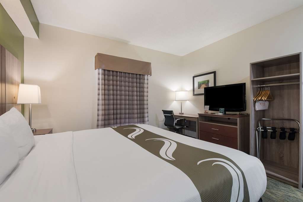 Quality Inn Alcoa Knoxville - photo 19