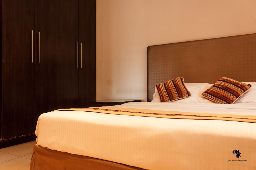 Cedar Place Luxury Hotel — Blantyre — photo 2
