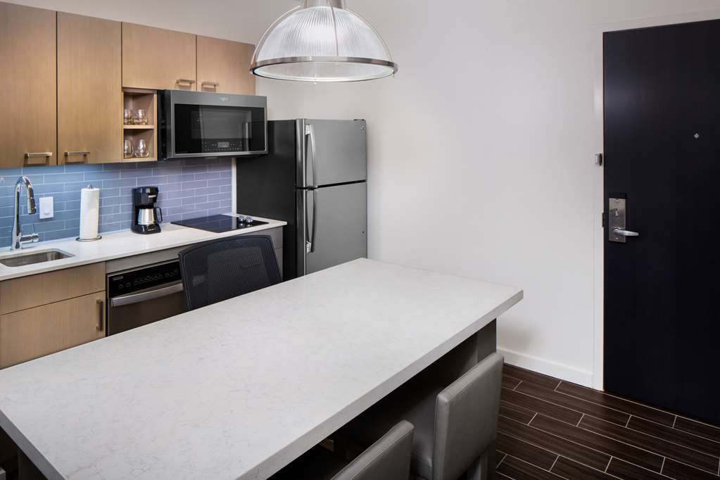 Hyatt House Nashville at Vanderbilt - photo 10
