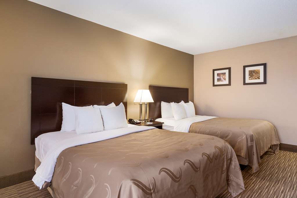 Quality Inn I 70 Near Kansas Speedway - photo 16