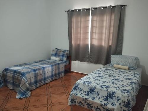 2 Camas De Solteiro Sobrado — Indaiatuba